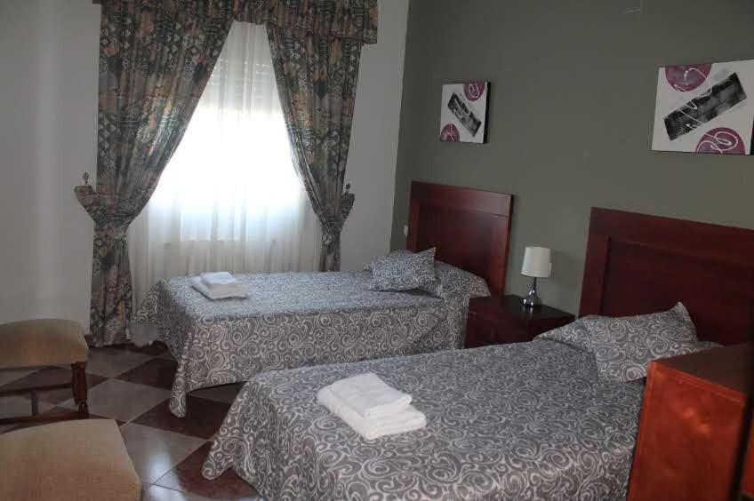 Villa La Quinta ปรีเอโก เด กอร์โดบา ภายนอก รูปภาพ